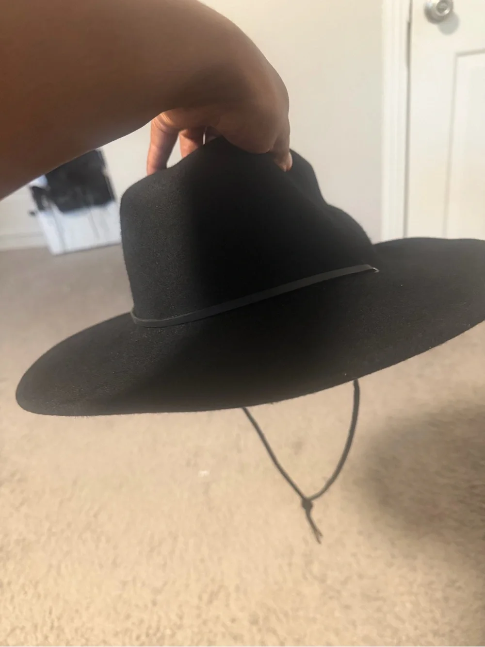 Brixton Field Crossover Black Wide Brim Hat Chin Cord Medium 58cm